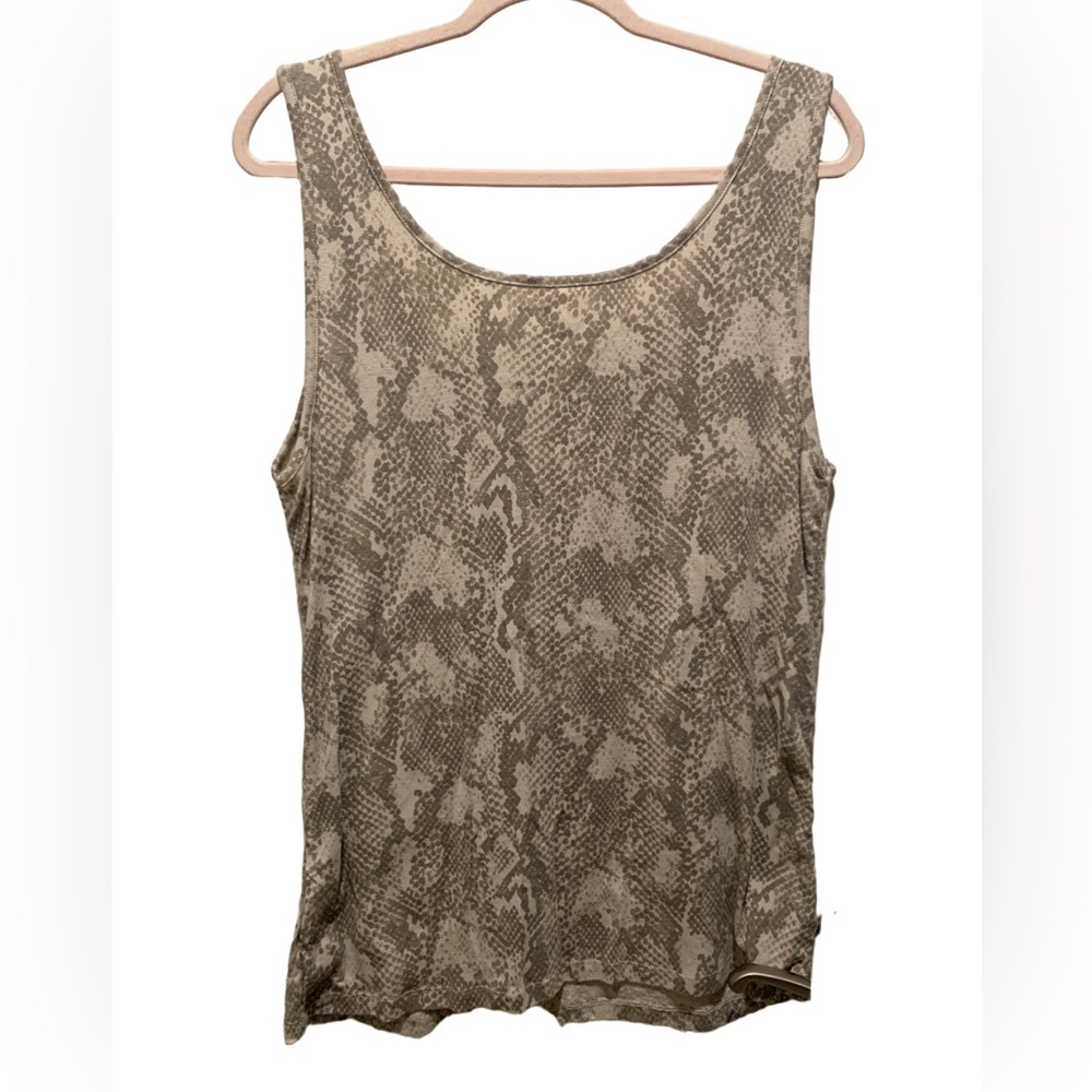 Old Navy Sequined Snake Skin tank. Size XXL. - Picture 2 of 7